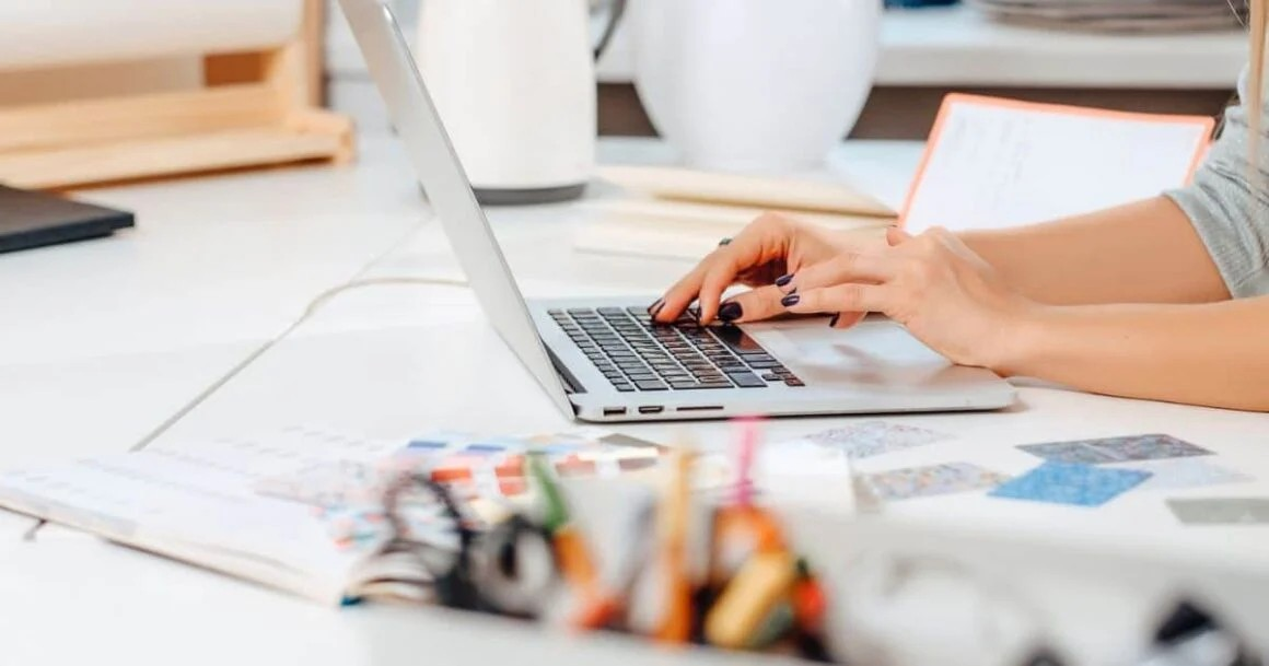 Best Feminine WordPress Themes For Bloggers