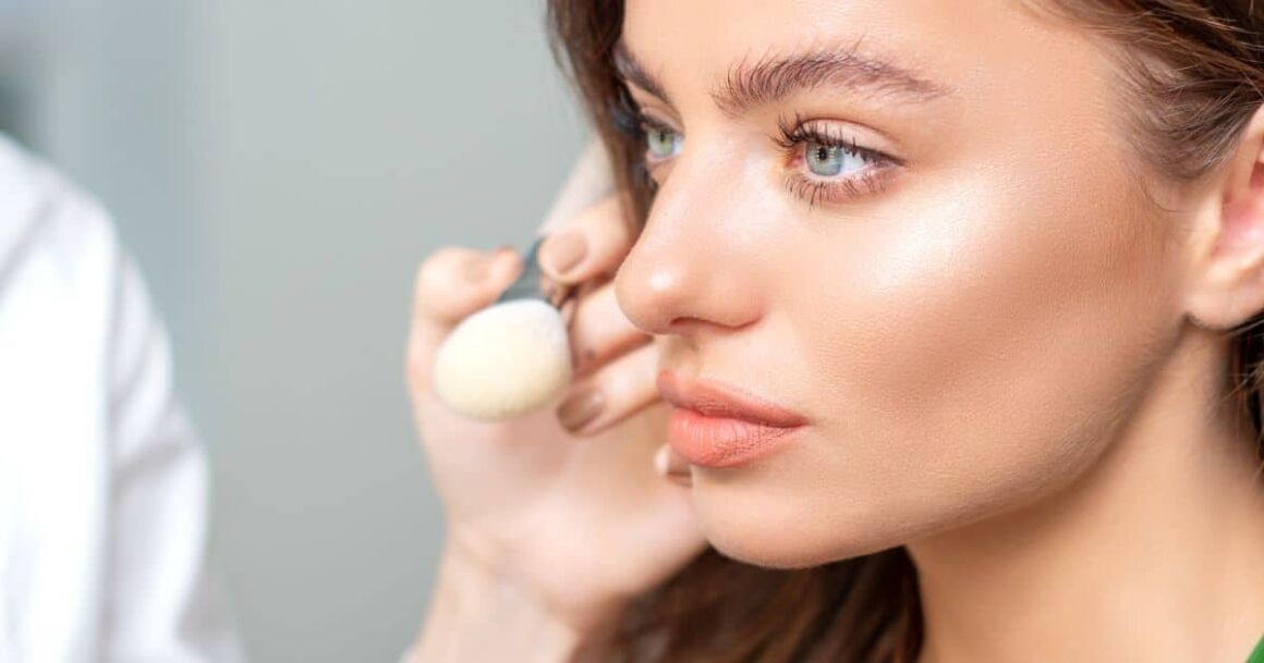 Tinted Moisturizer vs Foundation For Mature Skin