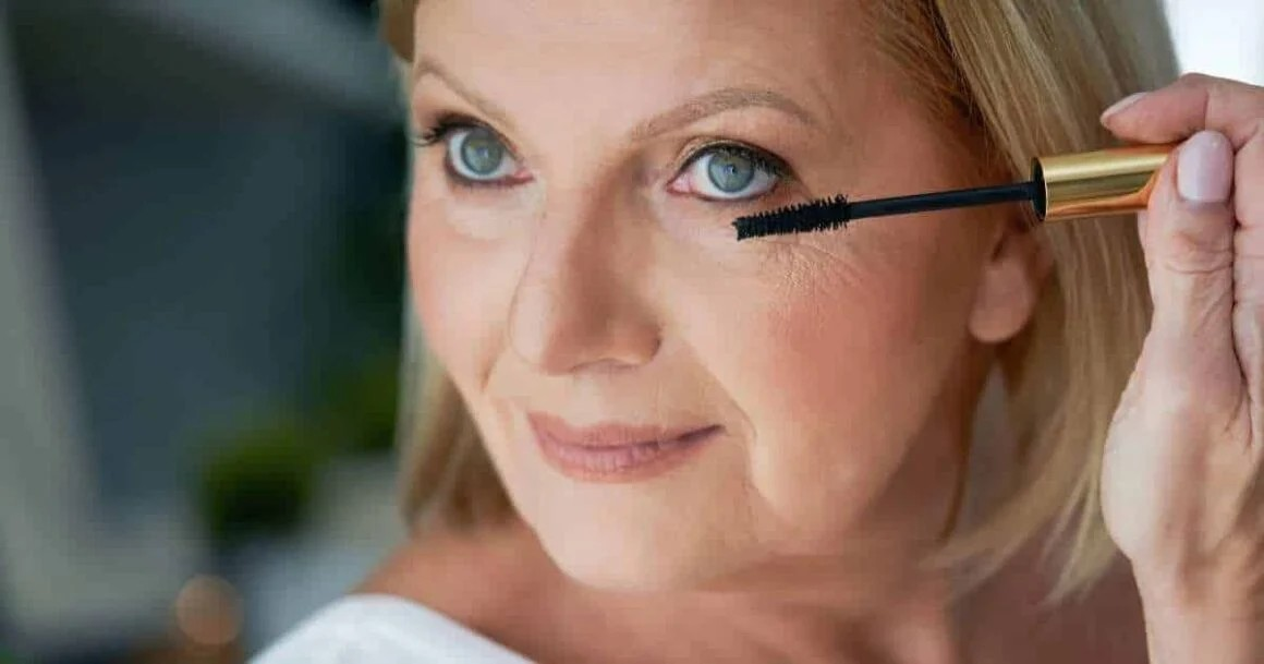 Best Mascara For Older Women Over 40