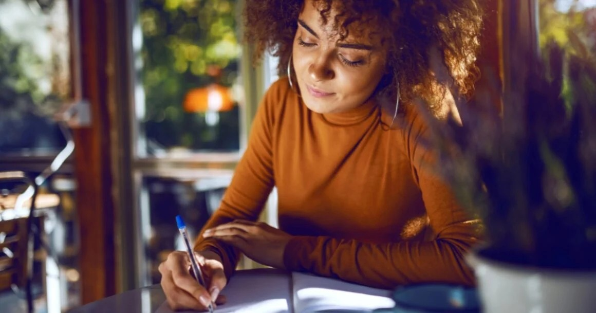 How To Start A Gratitude Journal In 3 Simple Steps