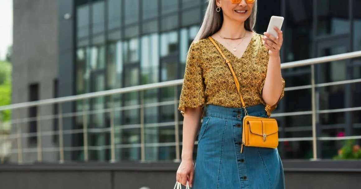 Great Best Denim Skirts For Women Over 40