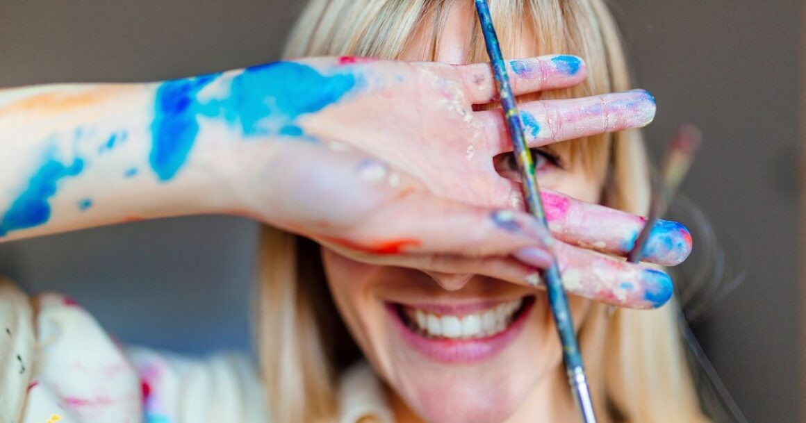 12 Steps To Overcoming Imposter Syndrome As An Artist